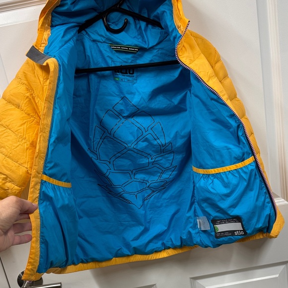 Stio Yellow and Blue Kids Puffer Jacket - Picture 4 of 9